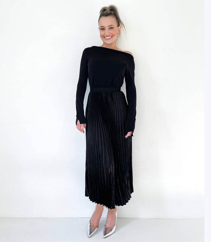 Vicky-Pleated-Skirt